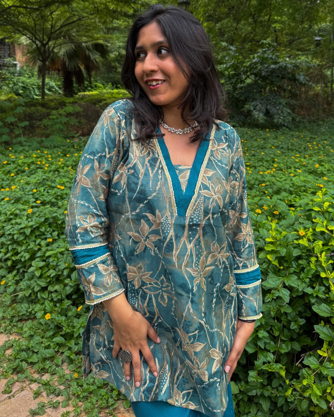 V-neck Coord-Set (Deep Sea Green)