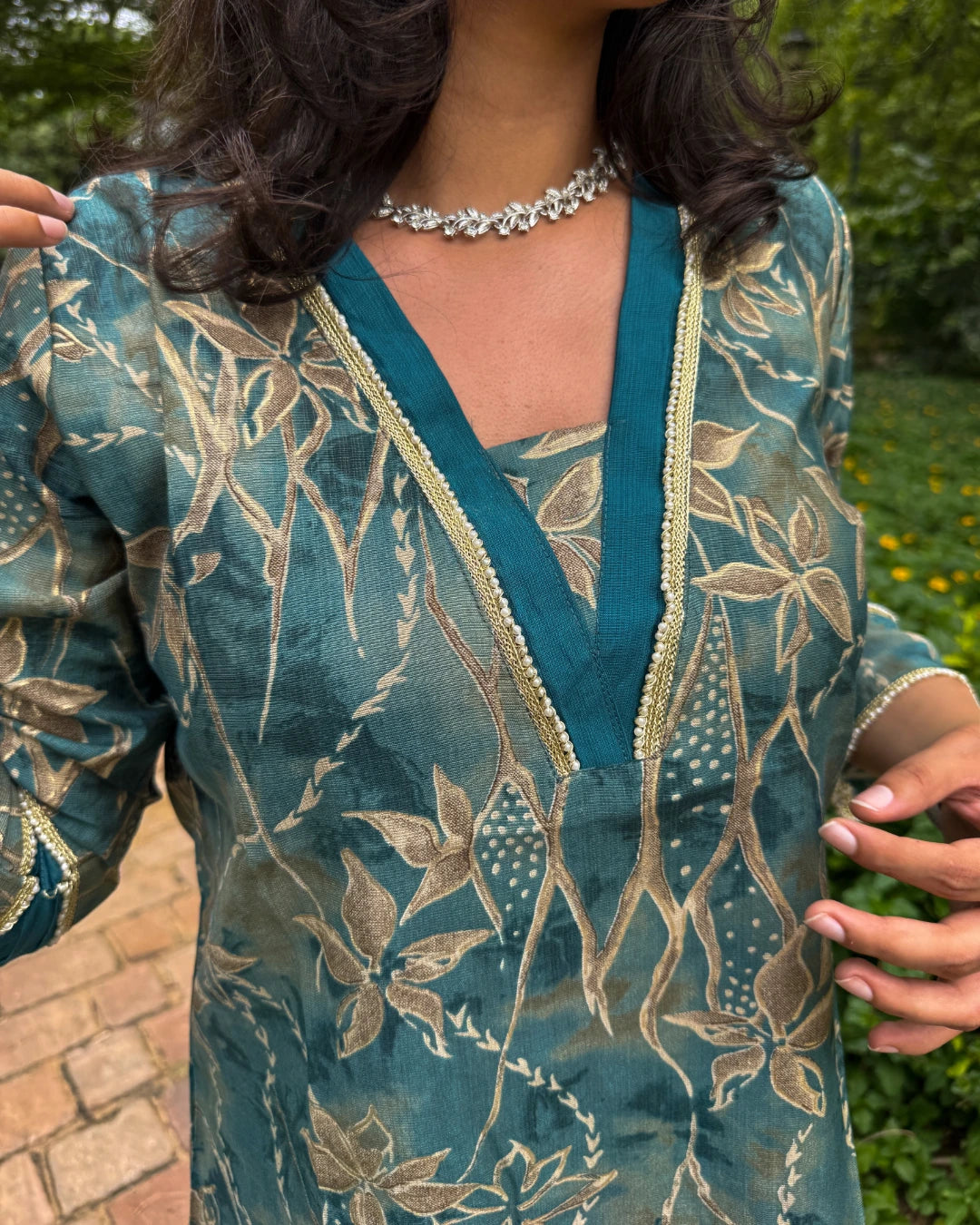 V-neck Coord-Set (Deep Sea Green)