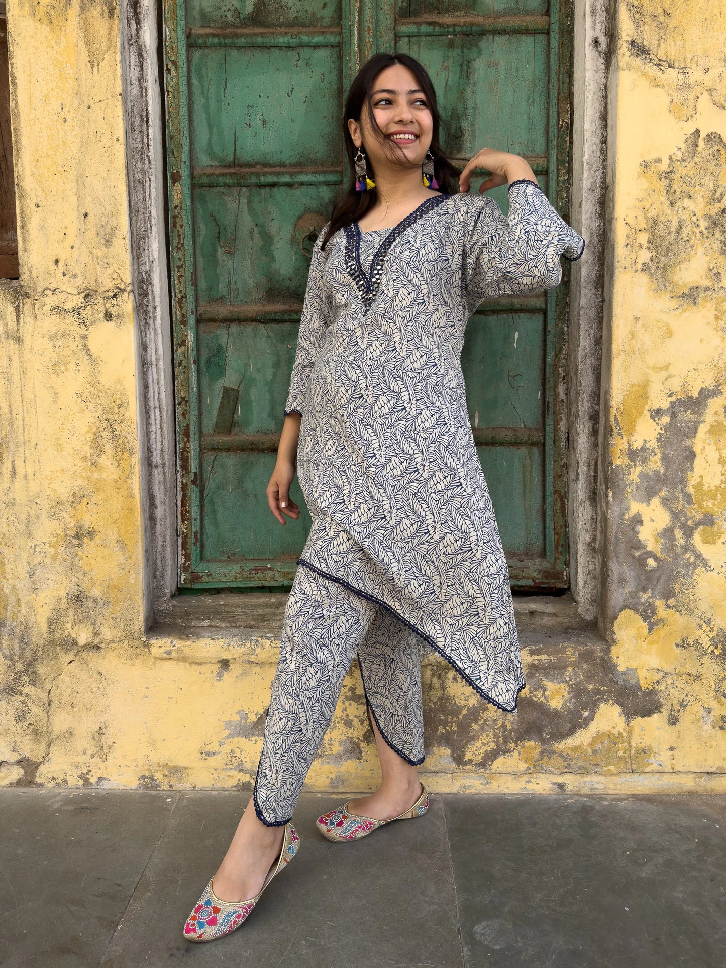 Roslic leaf printed V-neck mirror work kurta with tulip pant co-ords set