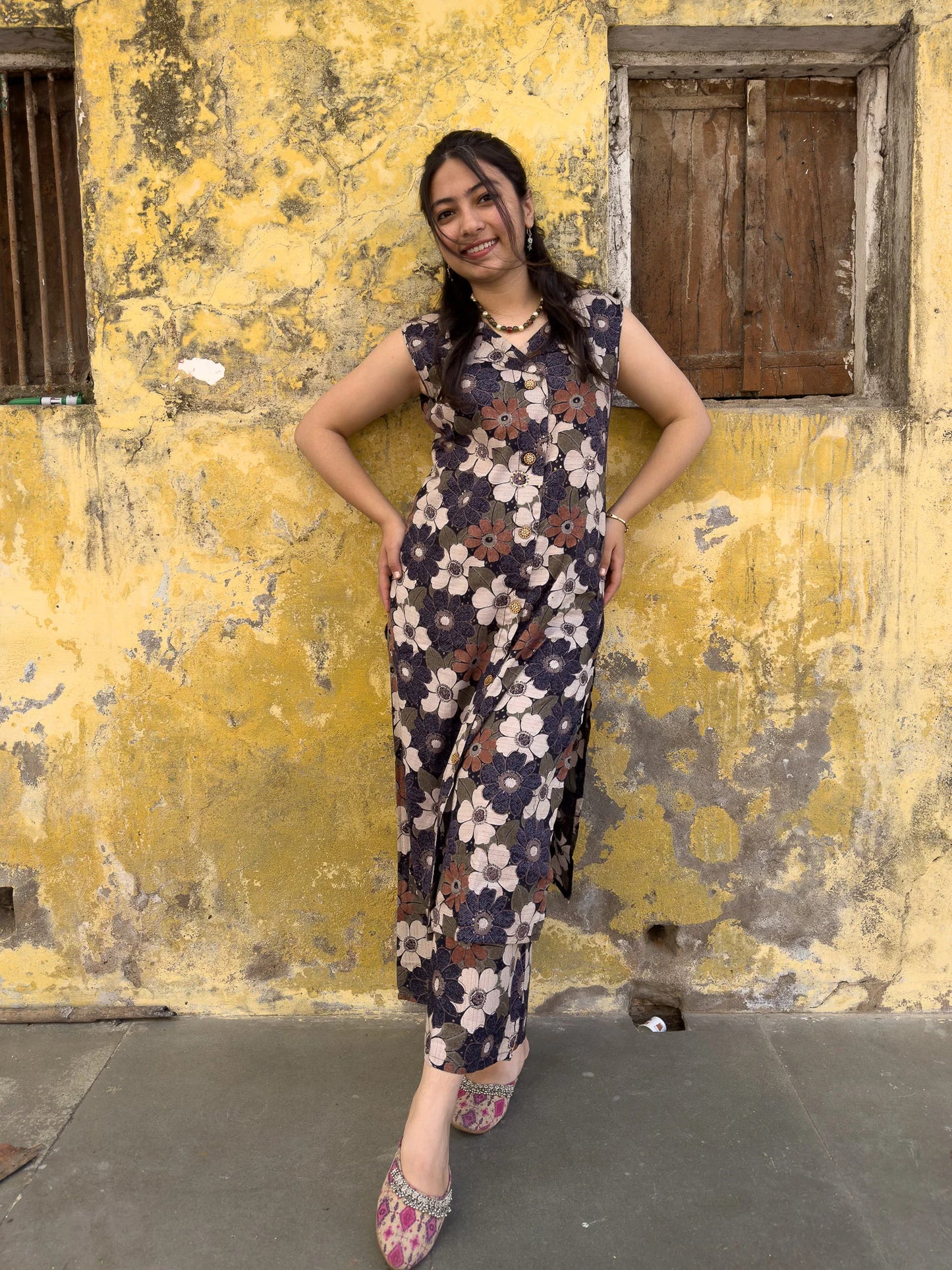 Roslic™ floral printed cut sleeves long kurta cord set