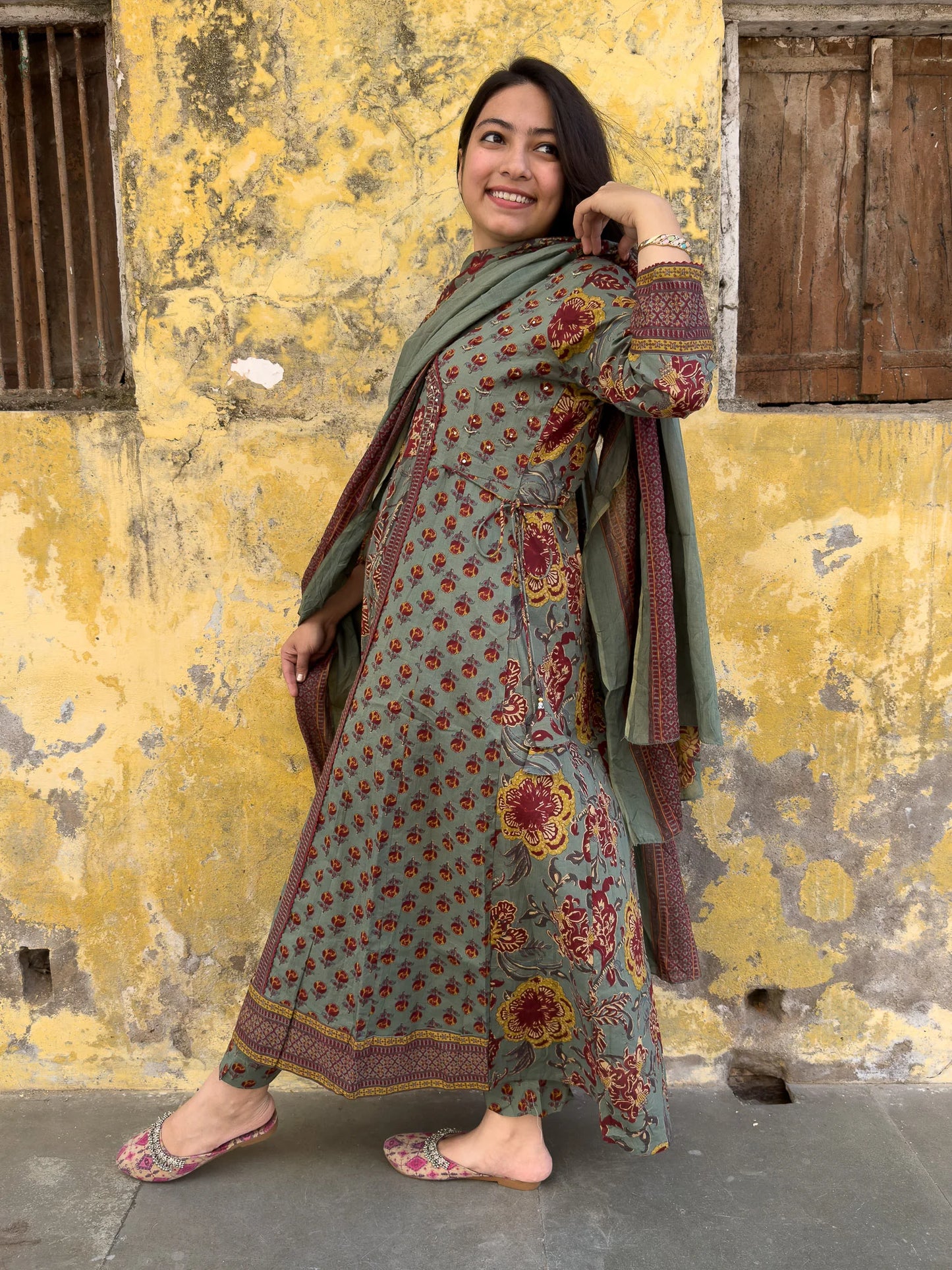 Roslic™ Rama green printed angrakha long kurta set