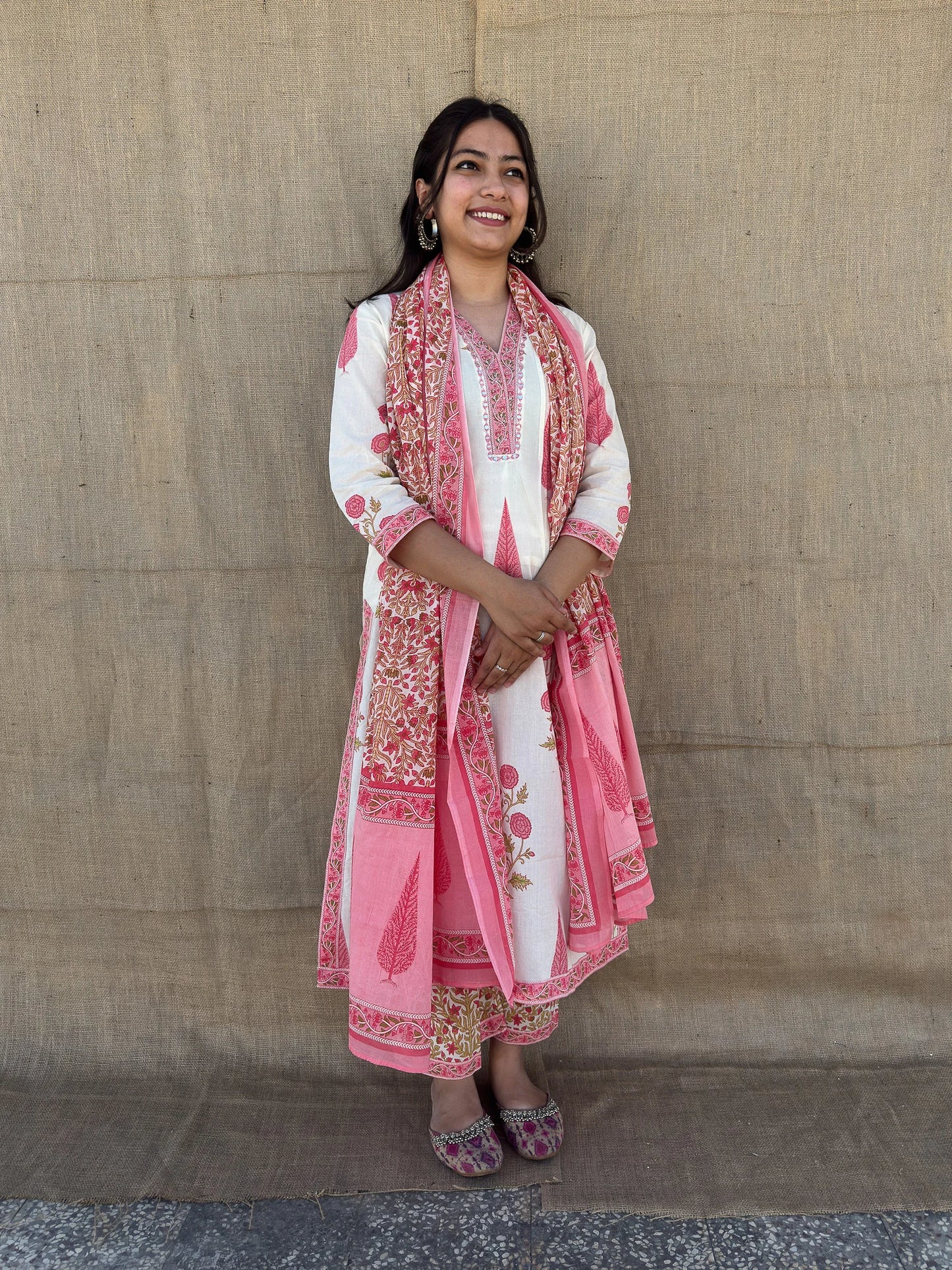 Roslic™White and Pink Block Printed Suit