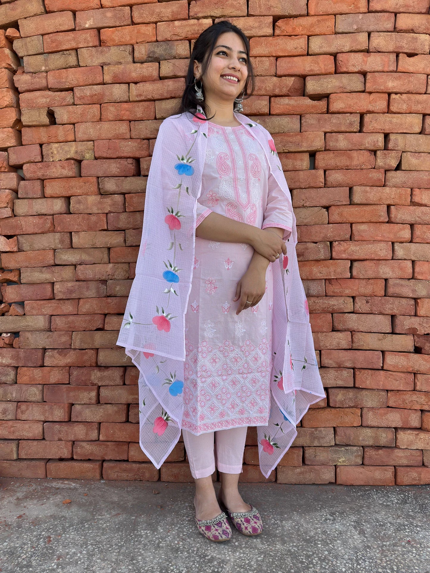 Roslic™ baby pink tread work kurta set with hand painted dupatta