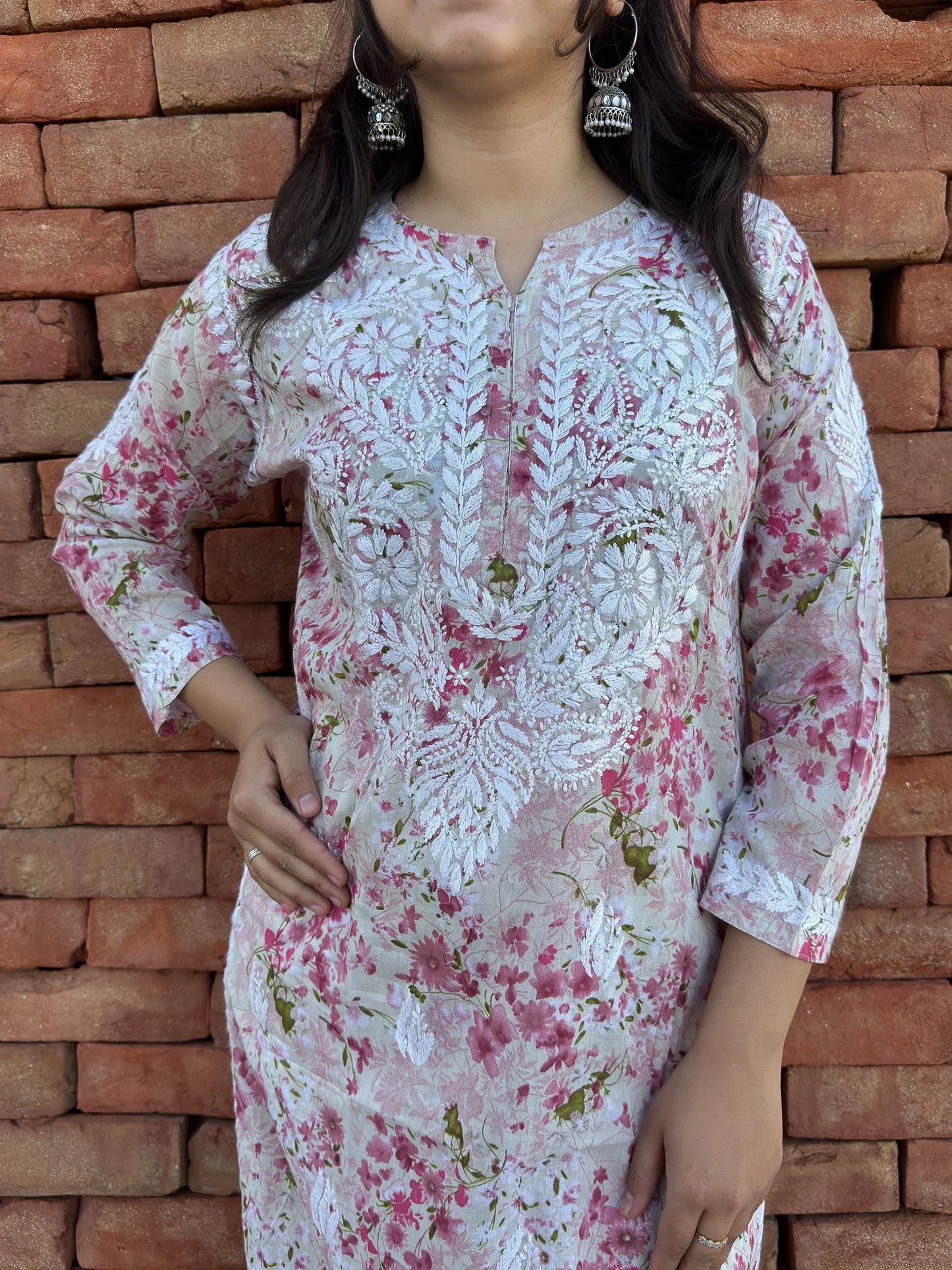 Roslic™ baby pink floral printed co-ord setwith chikankari work