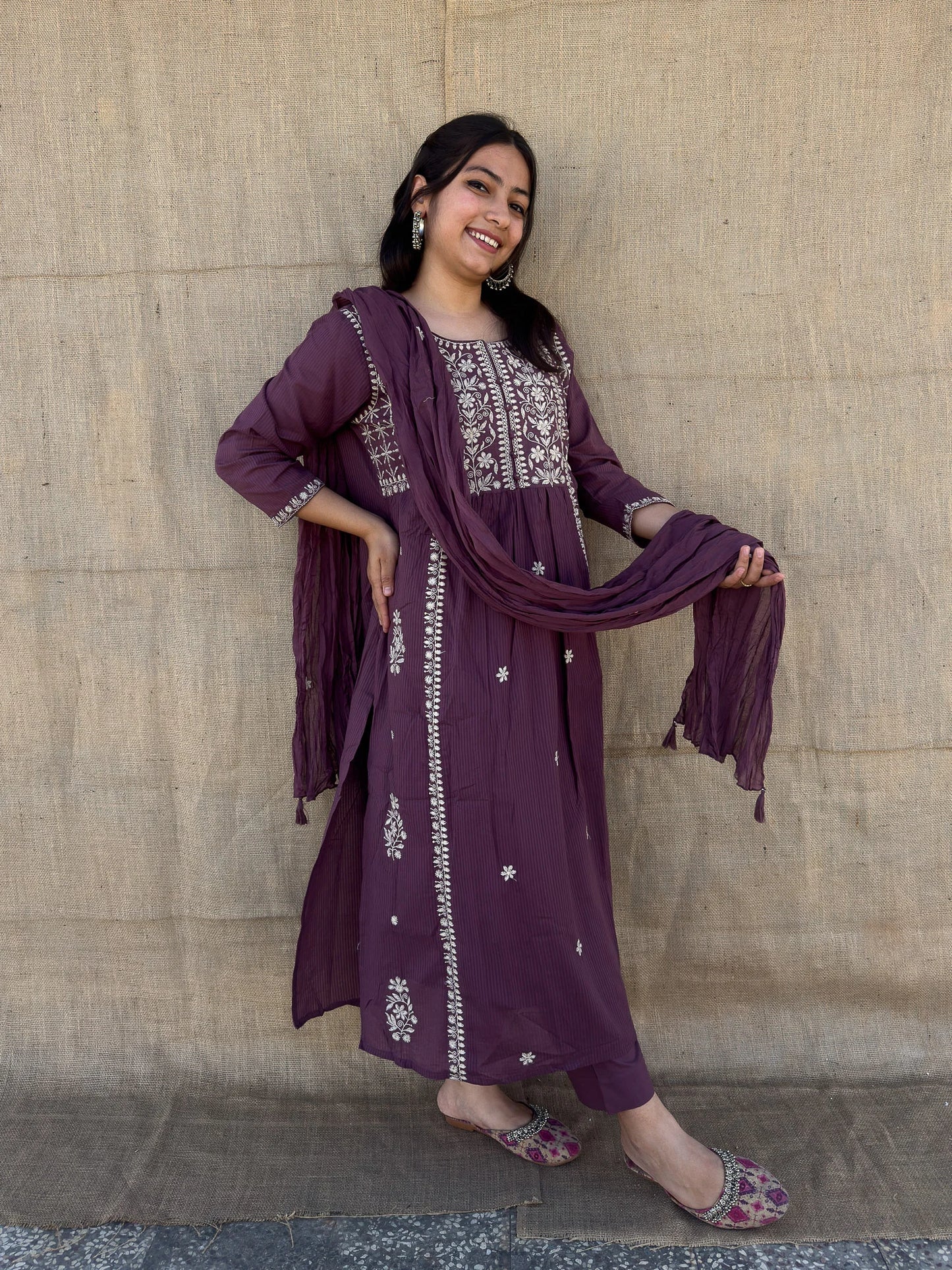 Roslic™Lilac Cotton Suit with White Thread Work